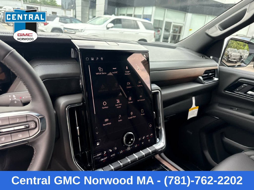 2026 GMC Yukon XL Denali - Photo 17