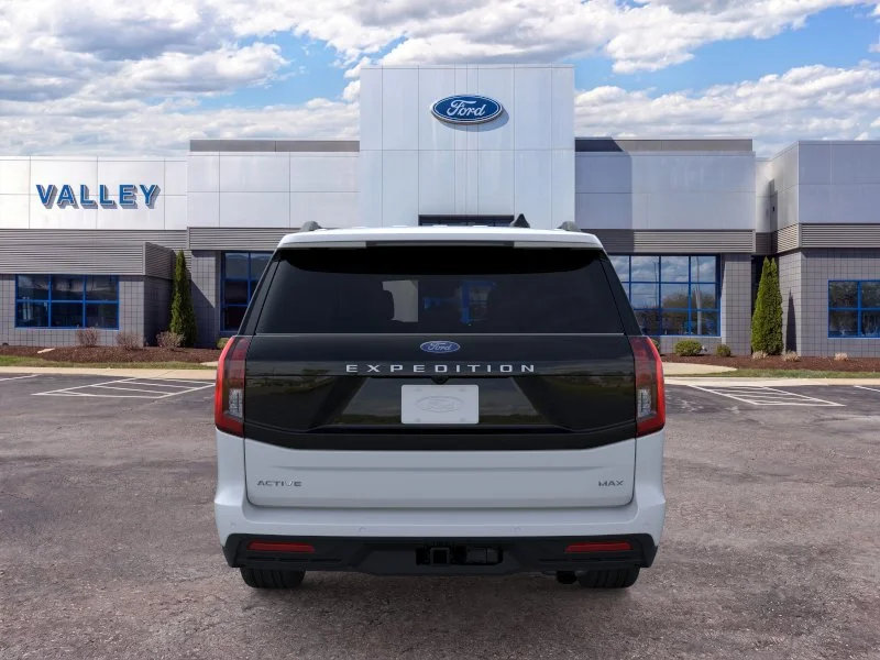 New 2026 Space Silver Metallic Ford MAX Active image 76