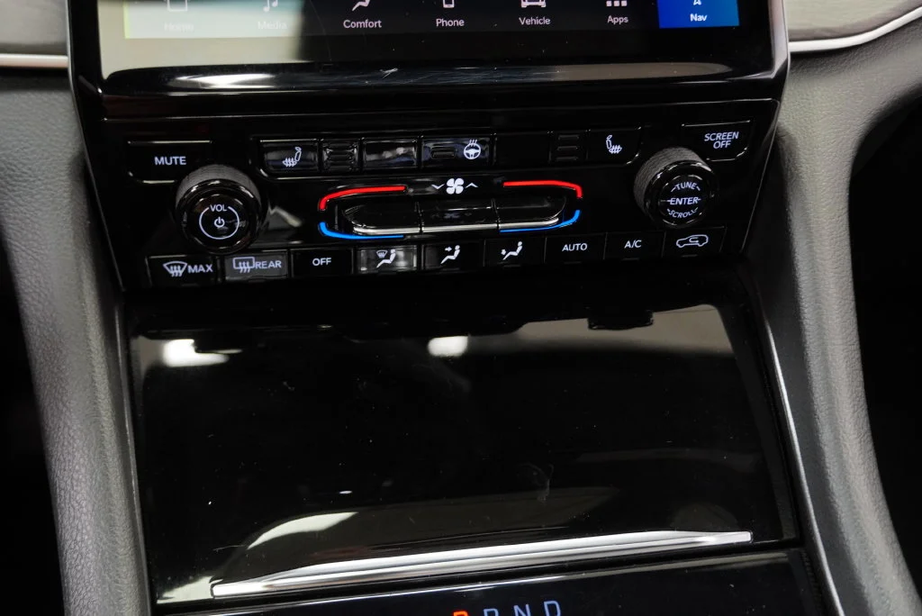 Used 2024 Red Jeep 4xe image 29