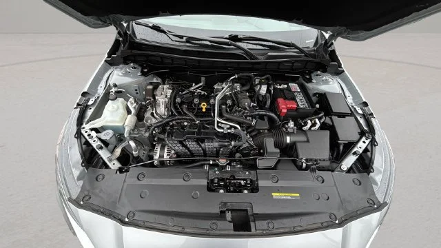 Used 2024 Silver Nissan SV FWD image 32