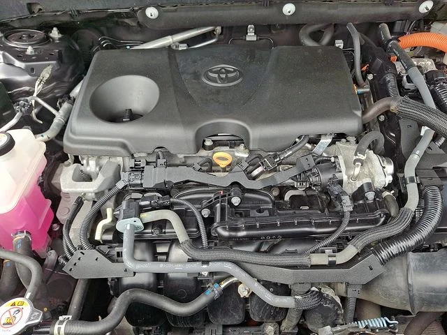 Used 2022 Gray Toyota LE image 29