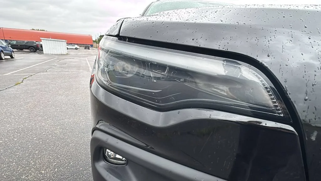 Used 2022 Black Jeep Trailhawk 4x4 image 19