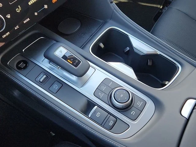 New 2027 GRAPHITE SHADOW INFINITI Luxe AWD image 18