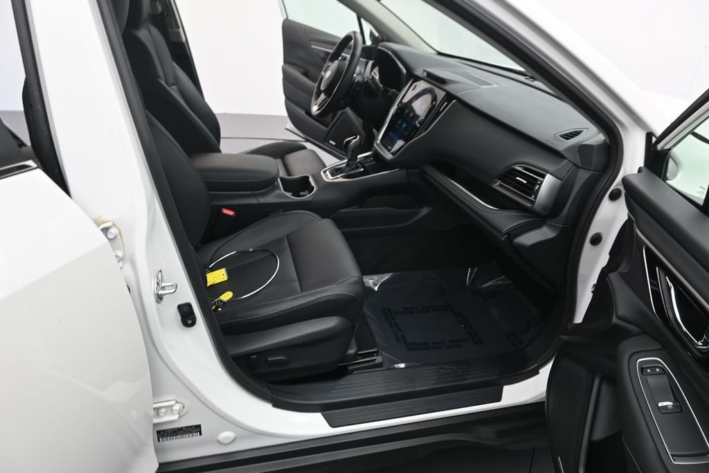 Used 2025 Crystal White Pearl Subaru Limited XT image 23