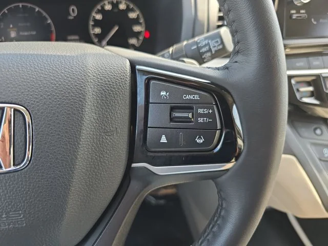 Used 2025 Gray Honda EX-L image 22
