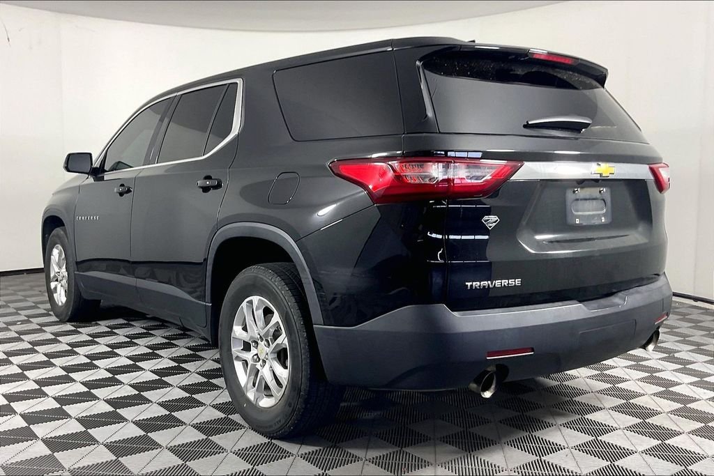 Used 2018 Black Chevrolet LS image 2