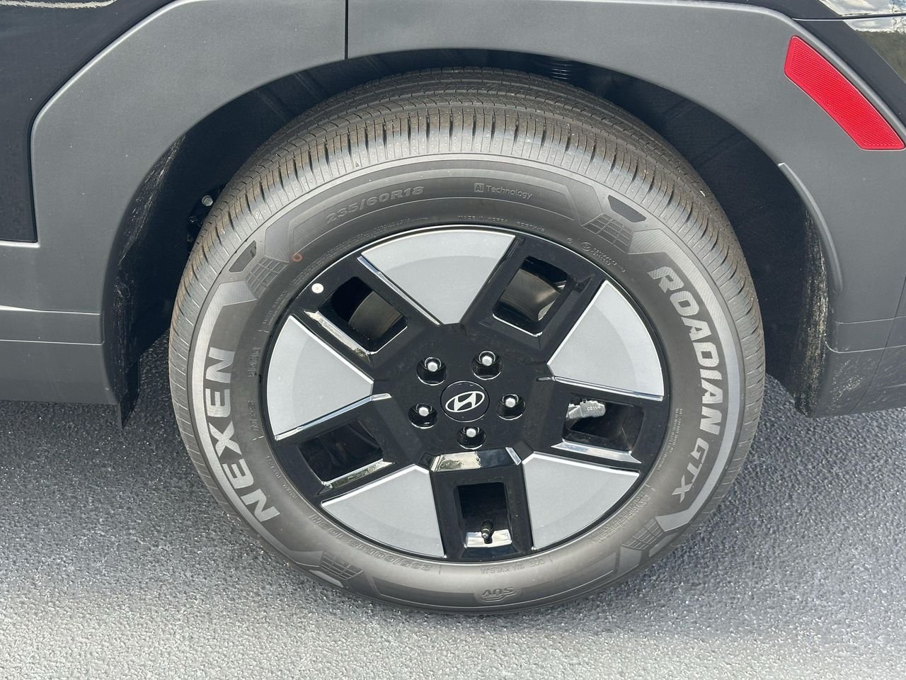 New 2026 Phantom Black Hyundai SEL image 17