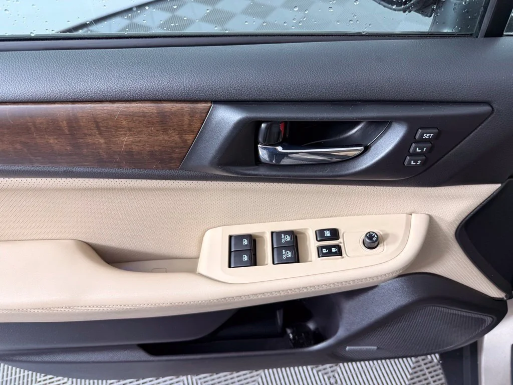 Used 2015 Gray Subaru 3.6R image 18