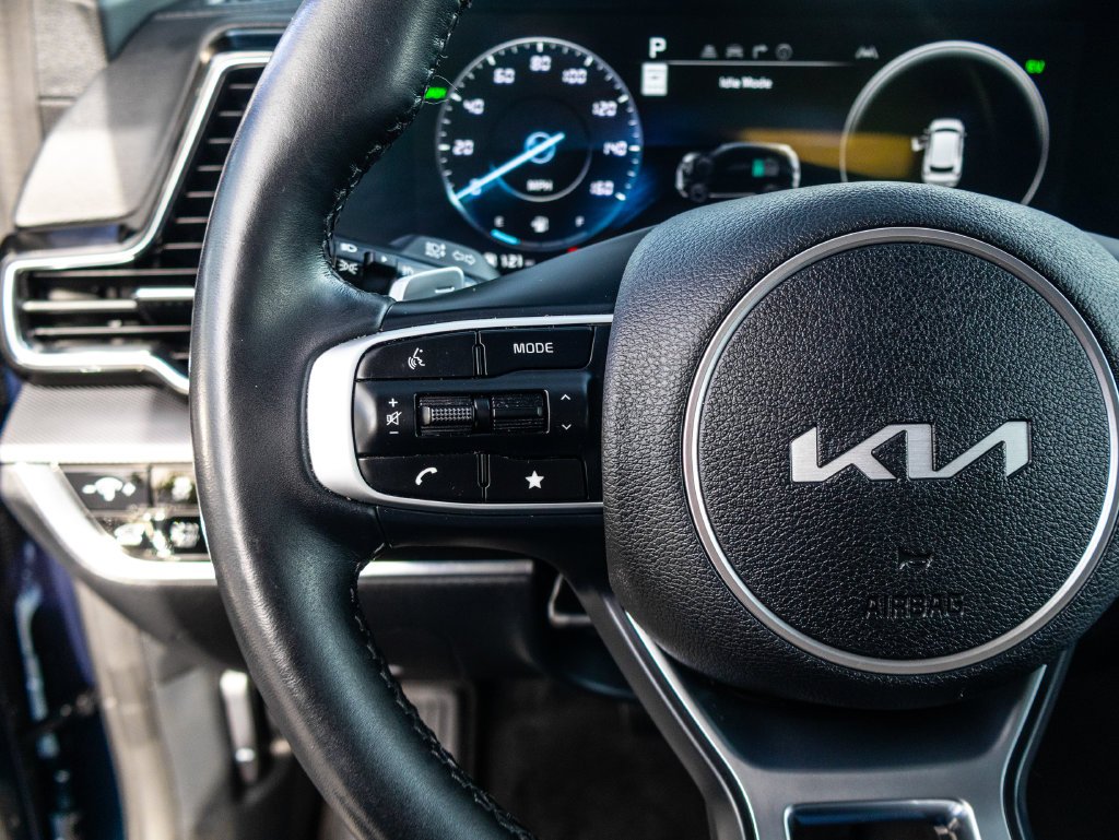 Used 2025 Blue Kia SX-Prestige image 39