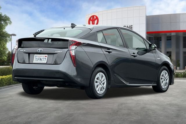 Used 2016 Gray Toyota Two image 4