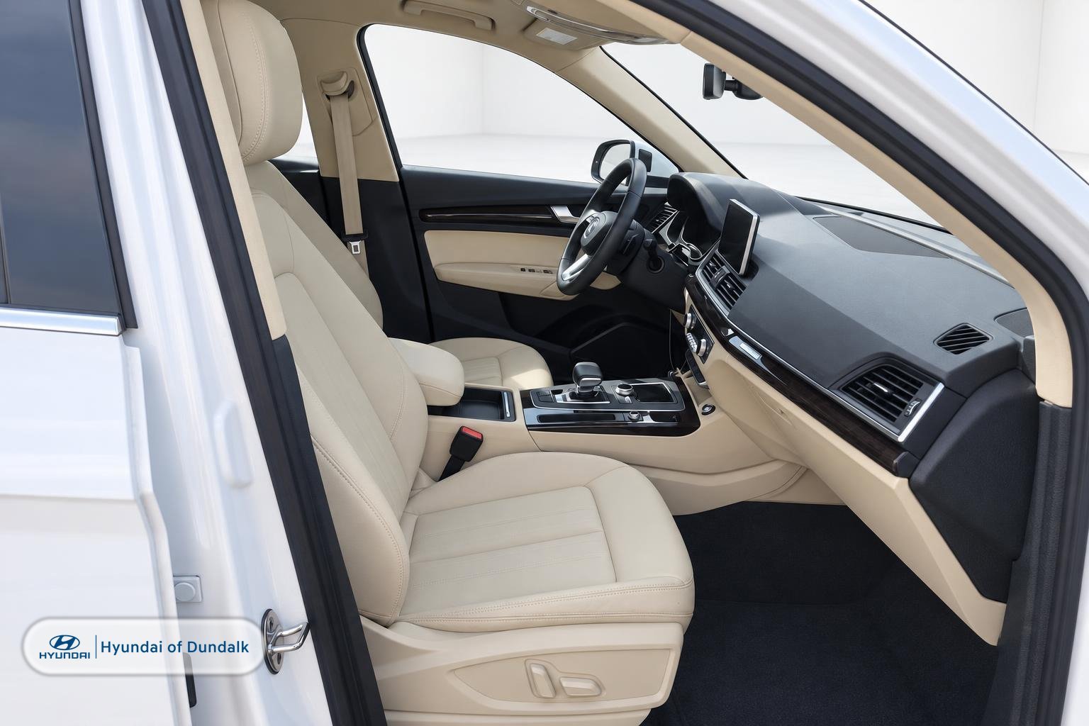 Used 2018 White Audi 2.0T Premium image 8