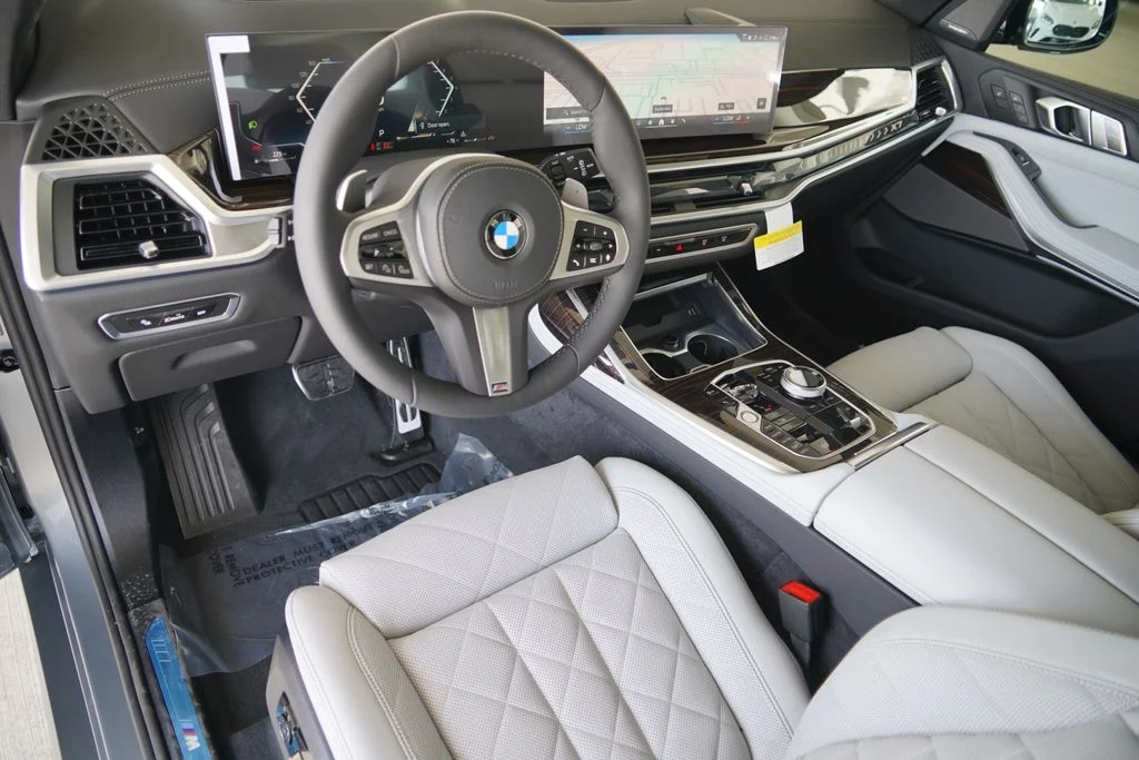 New 2027 Skyscraper Grey Metallic BMW xDrive40i image 11