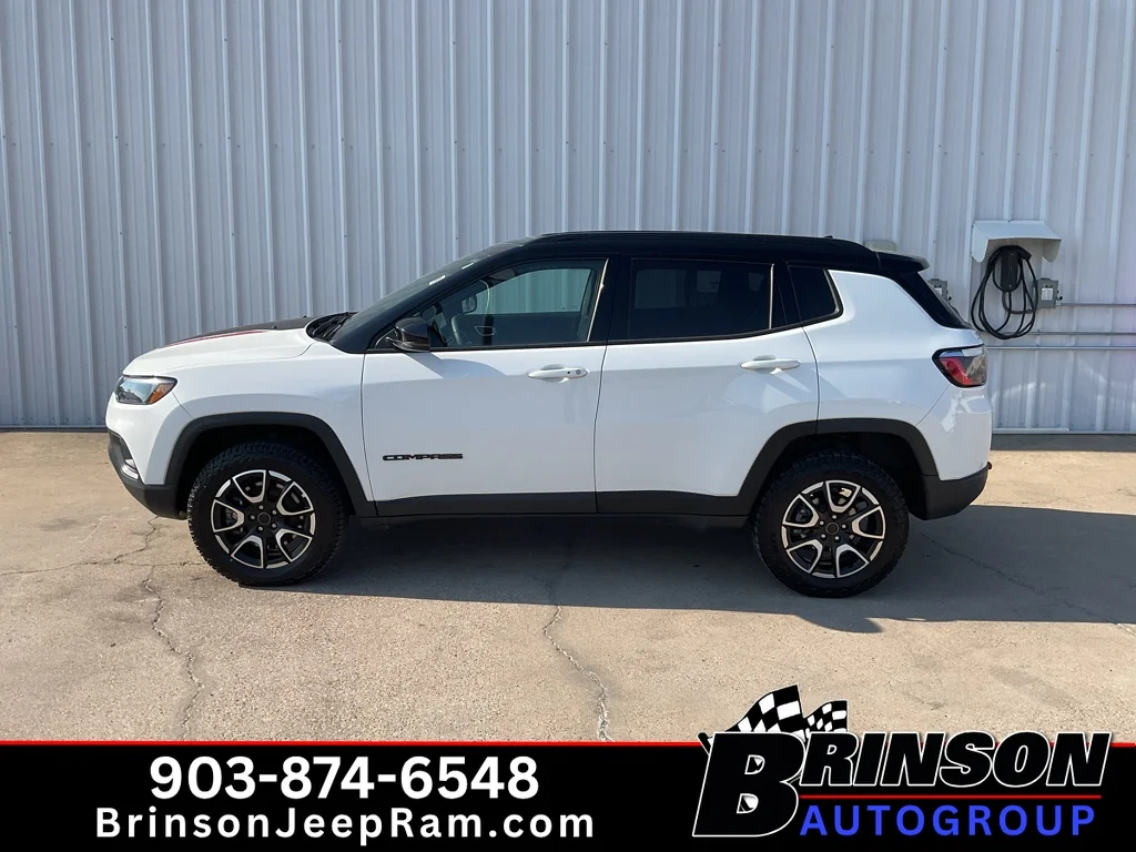 Used 2025 Bright White Clearcoat Jeep Trailhawk image 4