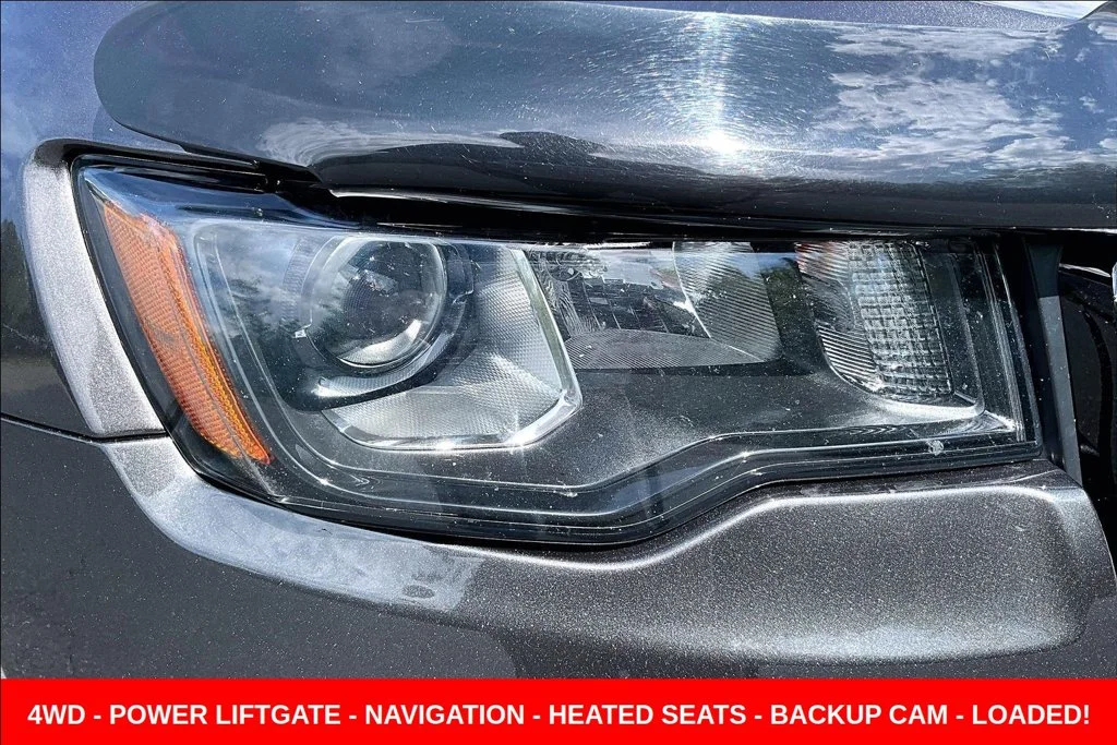 Used 2019 Gray Jeep Altitude image 37