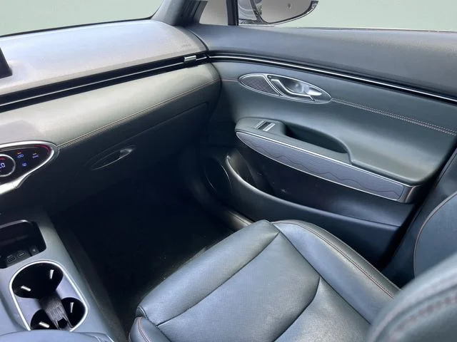 Used 2022 Silver Genesis 2.5T image 21