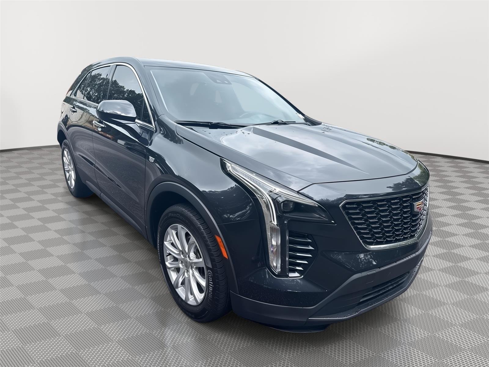 Used 2023 Galactic Grey Metallic Cadillac FWD Luxury image 4