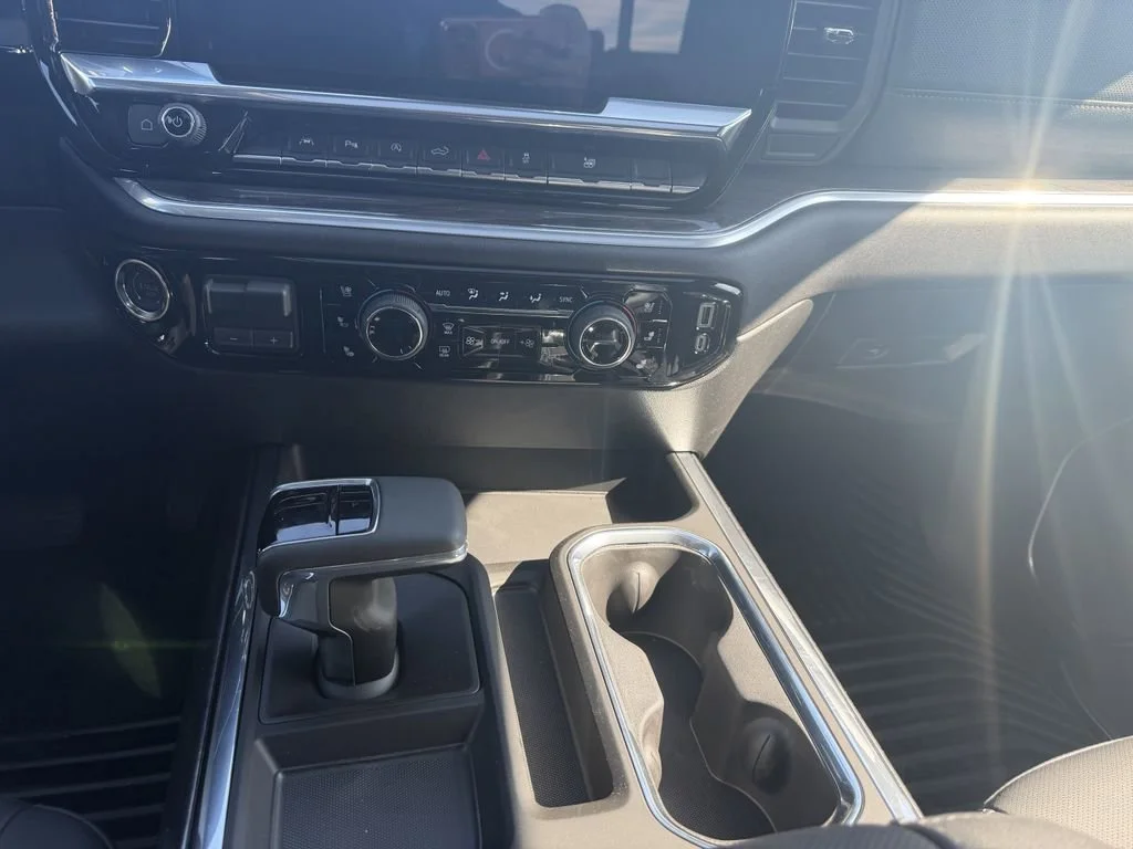 2026 Chevrolet Silverado 1500 LTZ - Photo 30