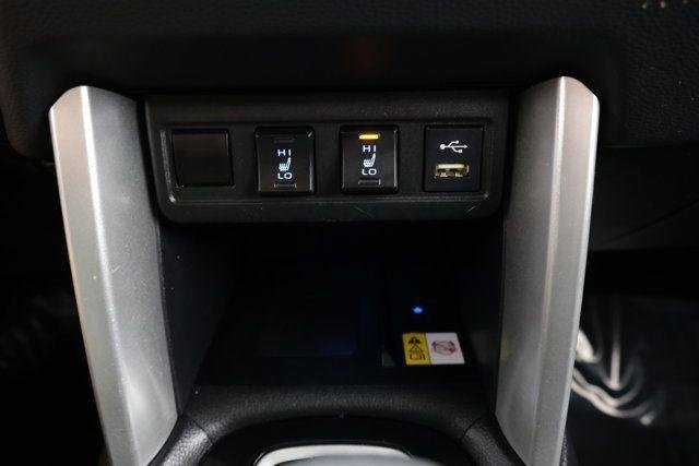 Certified Used 2022 SONIC SILVER Toyota  image 21