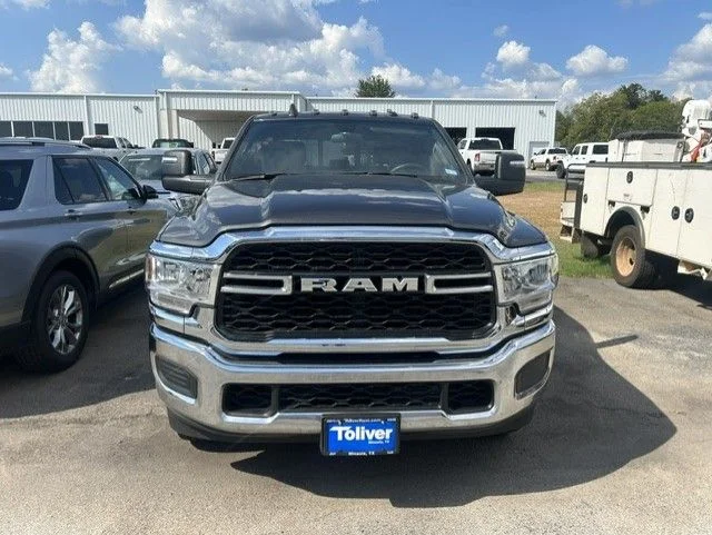 Used 2024 Granite Crystal Clearcoat Metallic Ram Tradesman image 2
