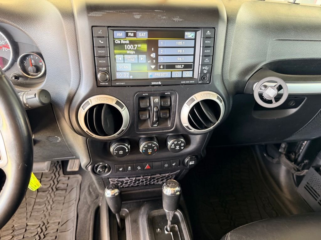 Used 2017 Black Jeep Unlimited Rubicon image 22