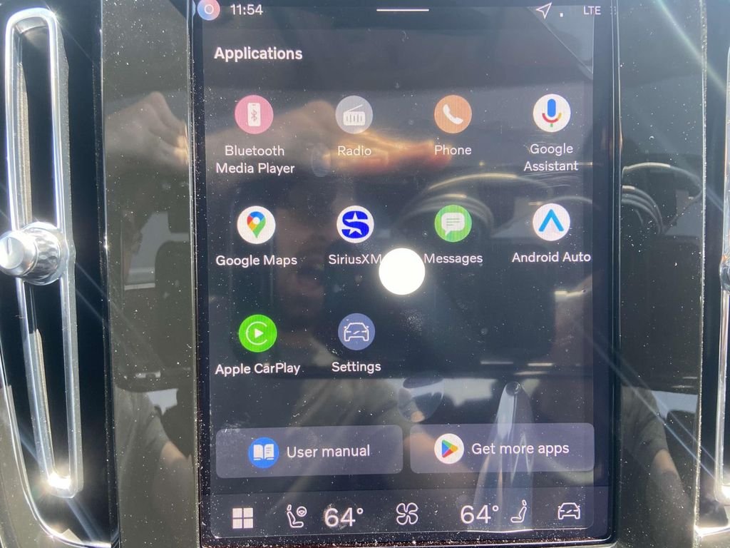 2026 Volvo XC40 Plus - Photo 10