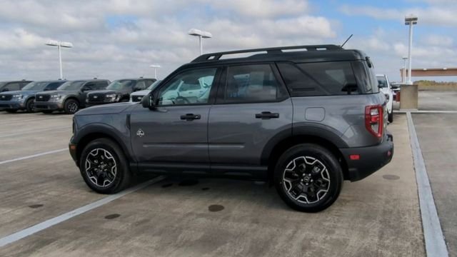 New 2026 Carbonized Gray Metallic Ford Outer Banks® image 74