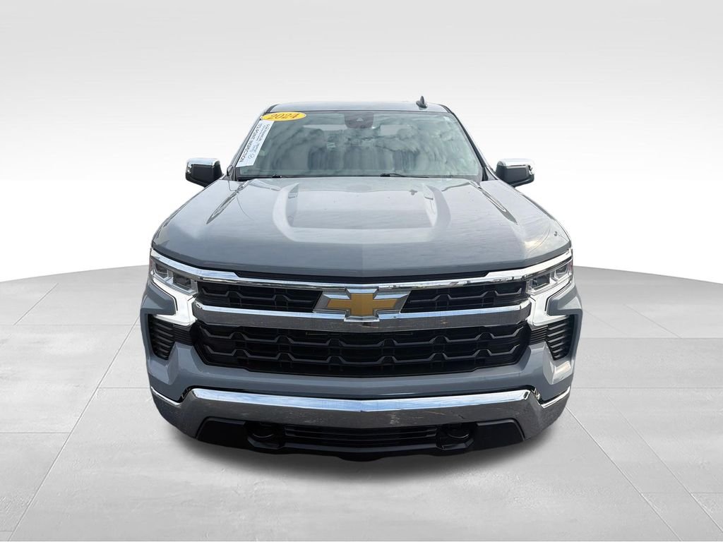 Used 2024 Gray Chevrolet LT image 3