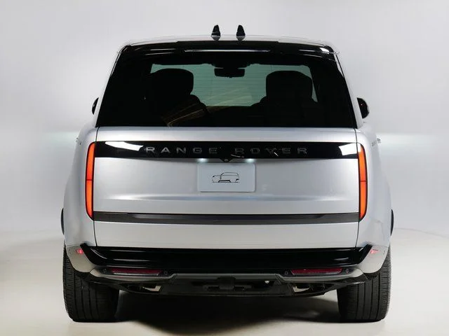 Used 2025 Hakuba Silver Metallic Land Rover Autobiography image 7