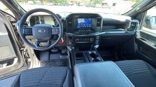 Used 2023 Gray Ford XL image 19