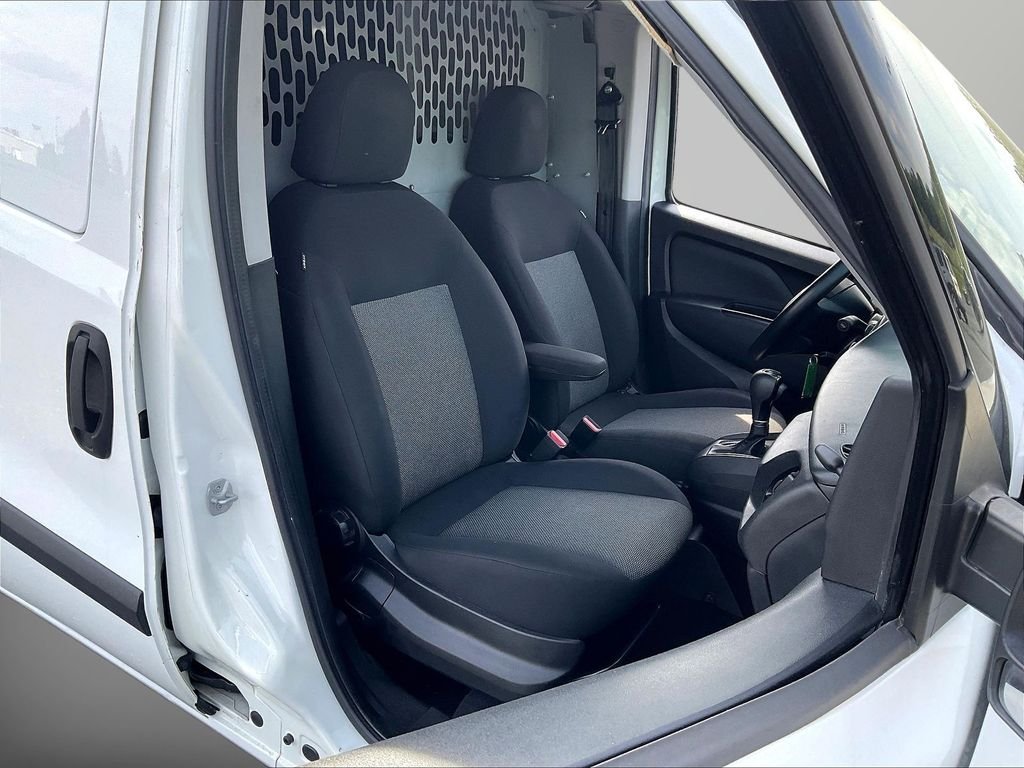 Used 2021 White Ram Tradesman image 29