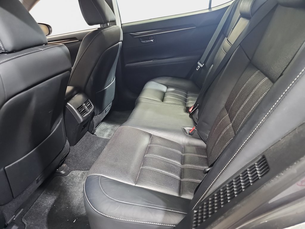Used 2016 Gray Lexus 300h image 17