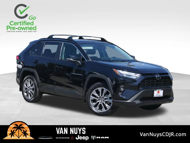 2022 Toyota RAV4 XLE Premium