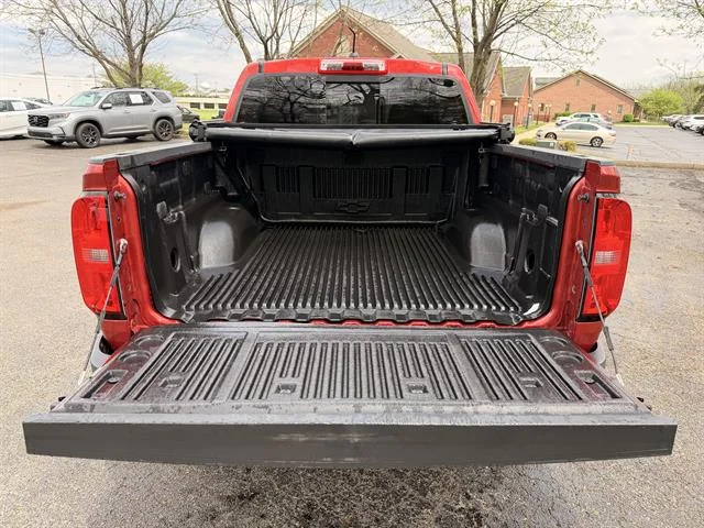 Used 2016 VICTORY RED Chevrolet LT image 11