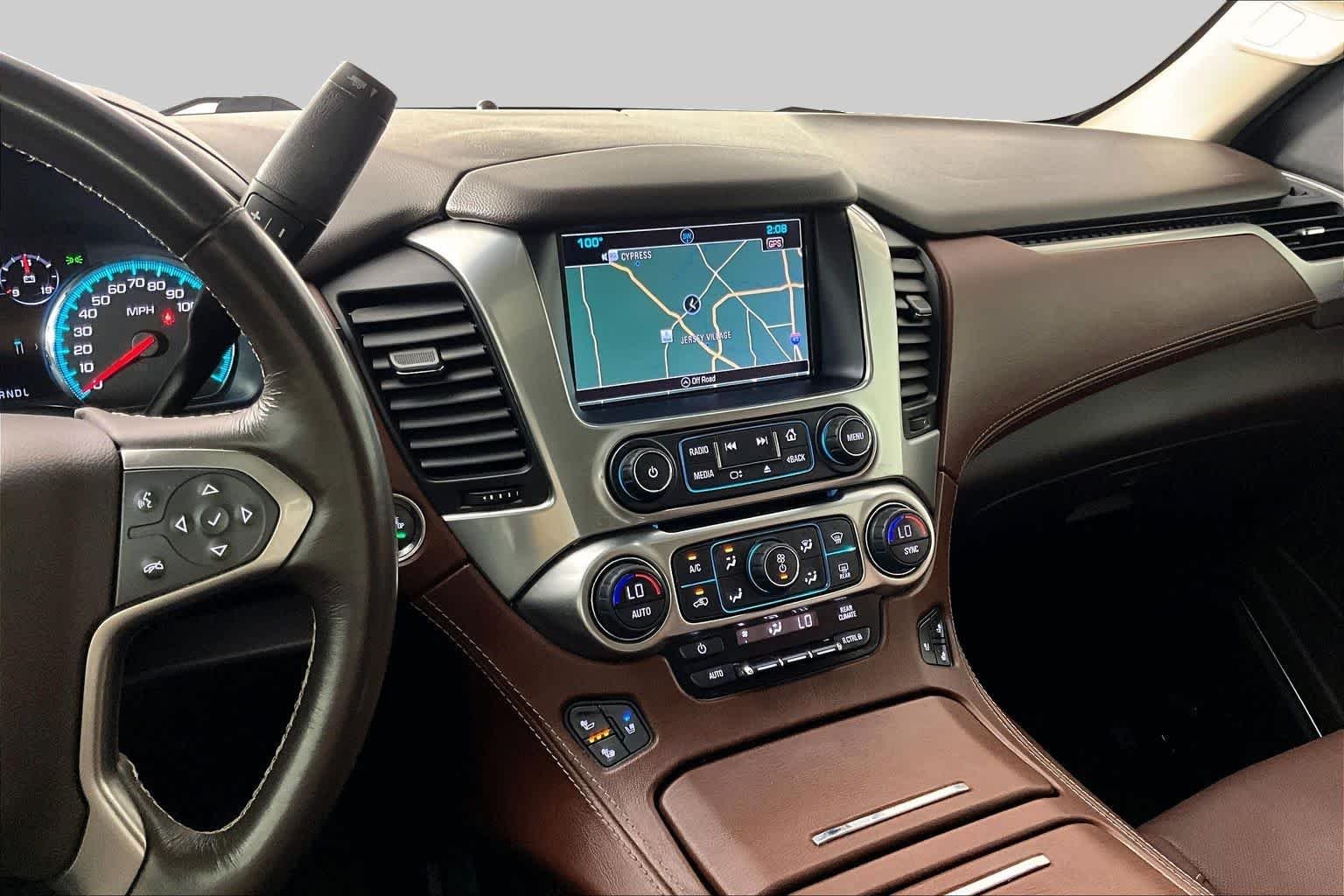 Used 2018 Black Chevrolet Premier image 7
