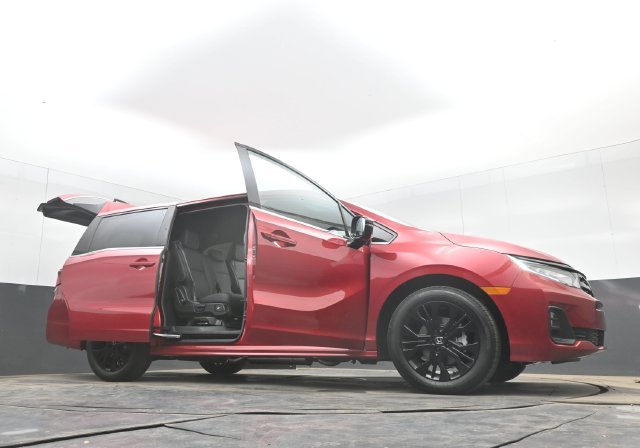 New 2026 Radiant Red Metallic II Honda Sport-L image 48
