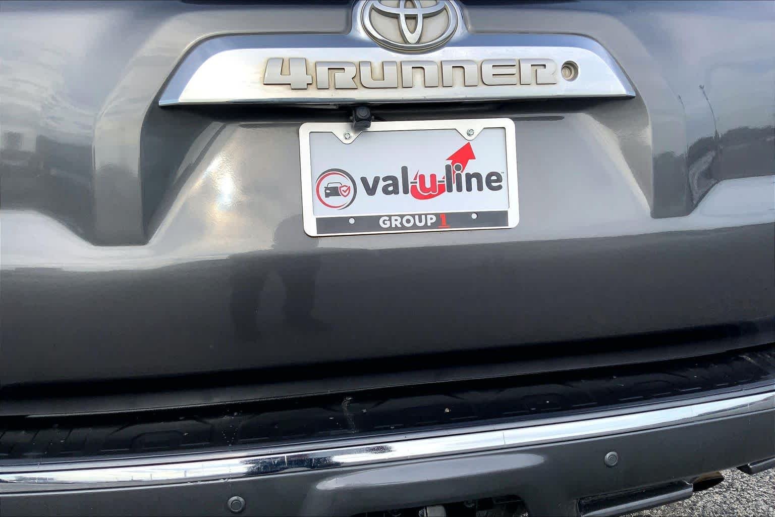 Used 2013 Magnetic Gray Metallic Toyota Limited image 10