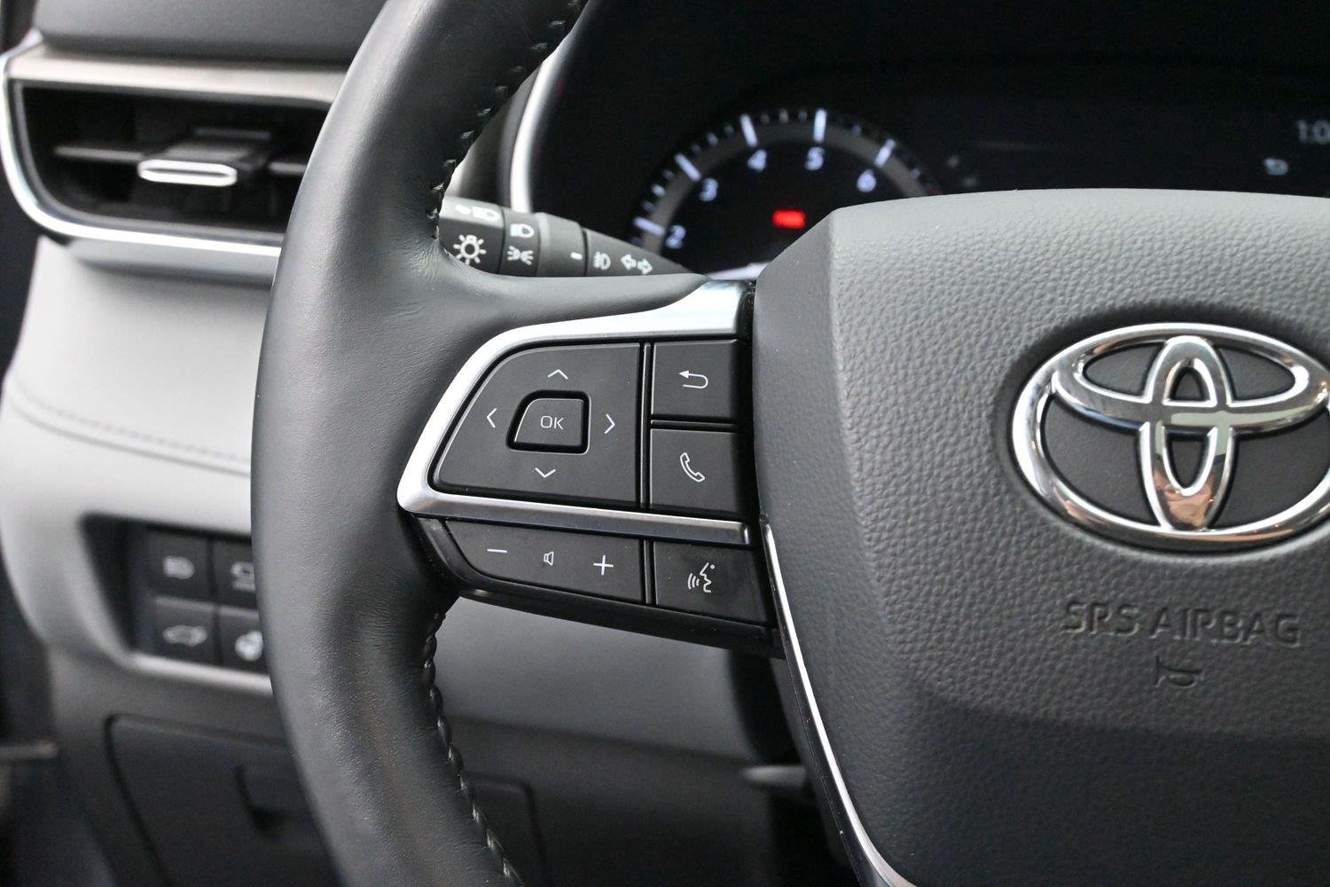 Used 2021 Magnetic Gray Metallic Toyota Limited image 17