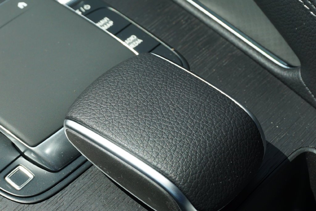 New 2026 Obsidian Black Metallic Mercedes-Benz GLE 350 image 39