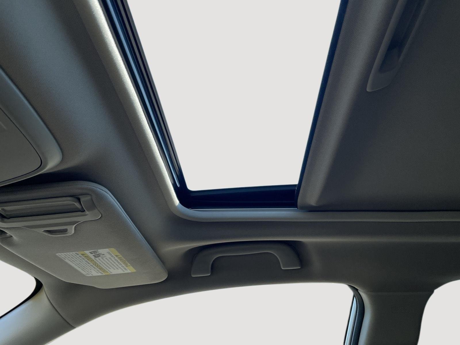 Used 2021 Crystal White Pearl Subaru Touring image 6