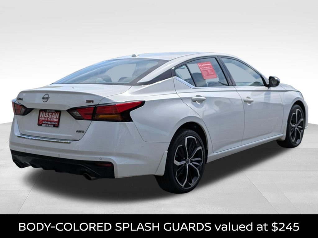 Certified Used 2023 Pearl White Nissan 2.5 SR image 7