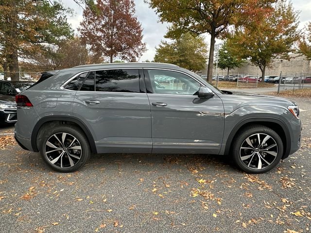 New 2026 Gray Volkswagen 2.0T SEL Premium R-Line image 4