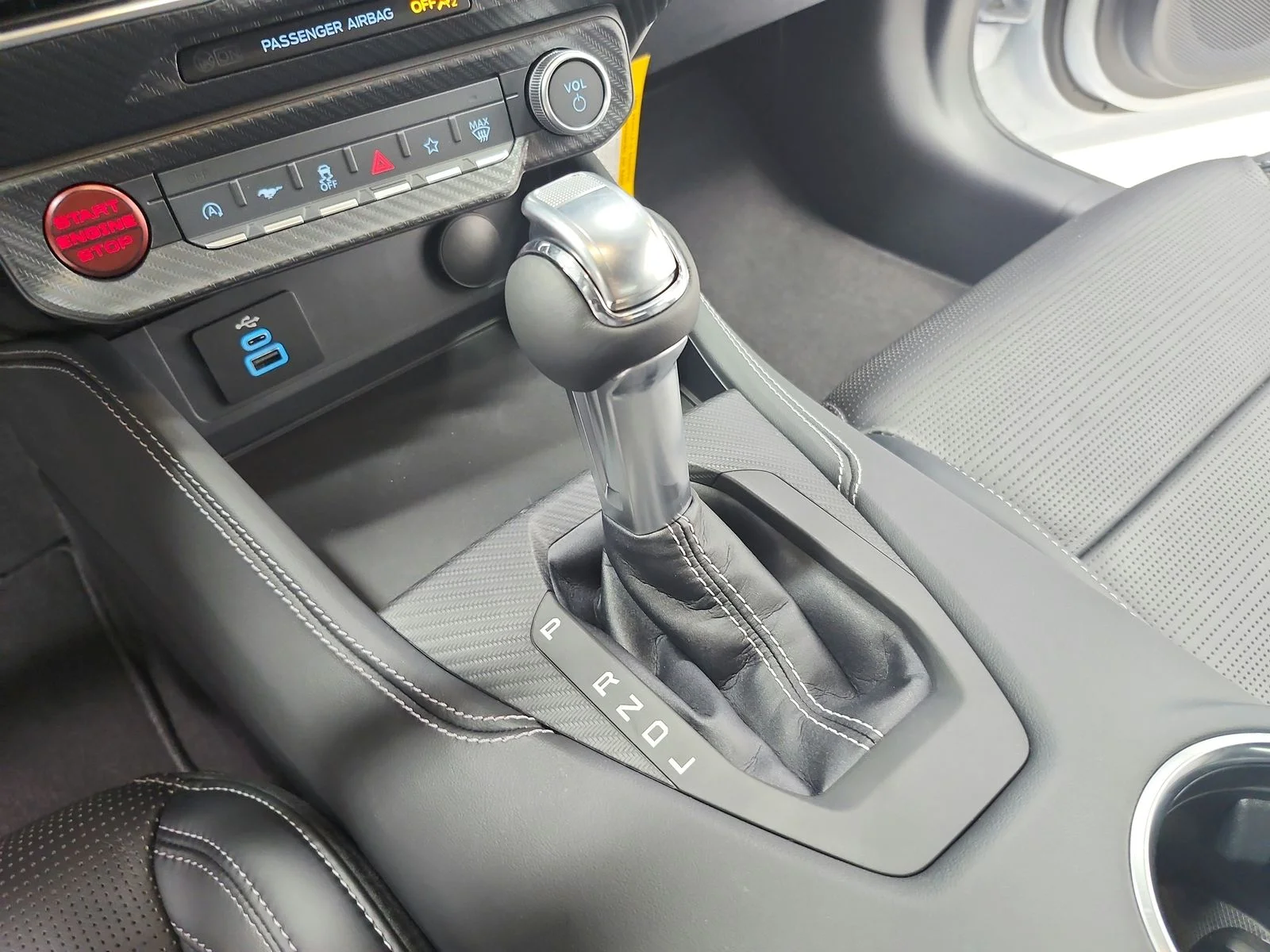 New 2026 Oxford White Ford EcoBoost® Premium Convertible image 27
