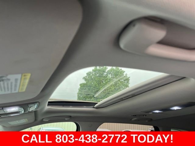 Used 2022 Black Kia S image 10