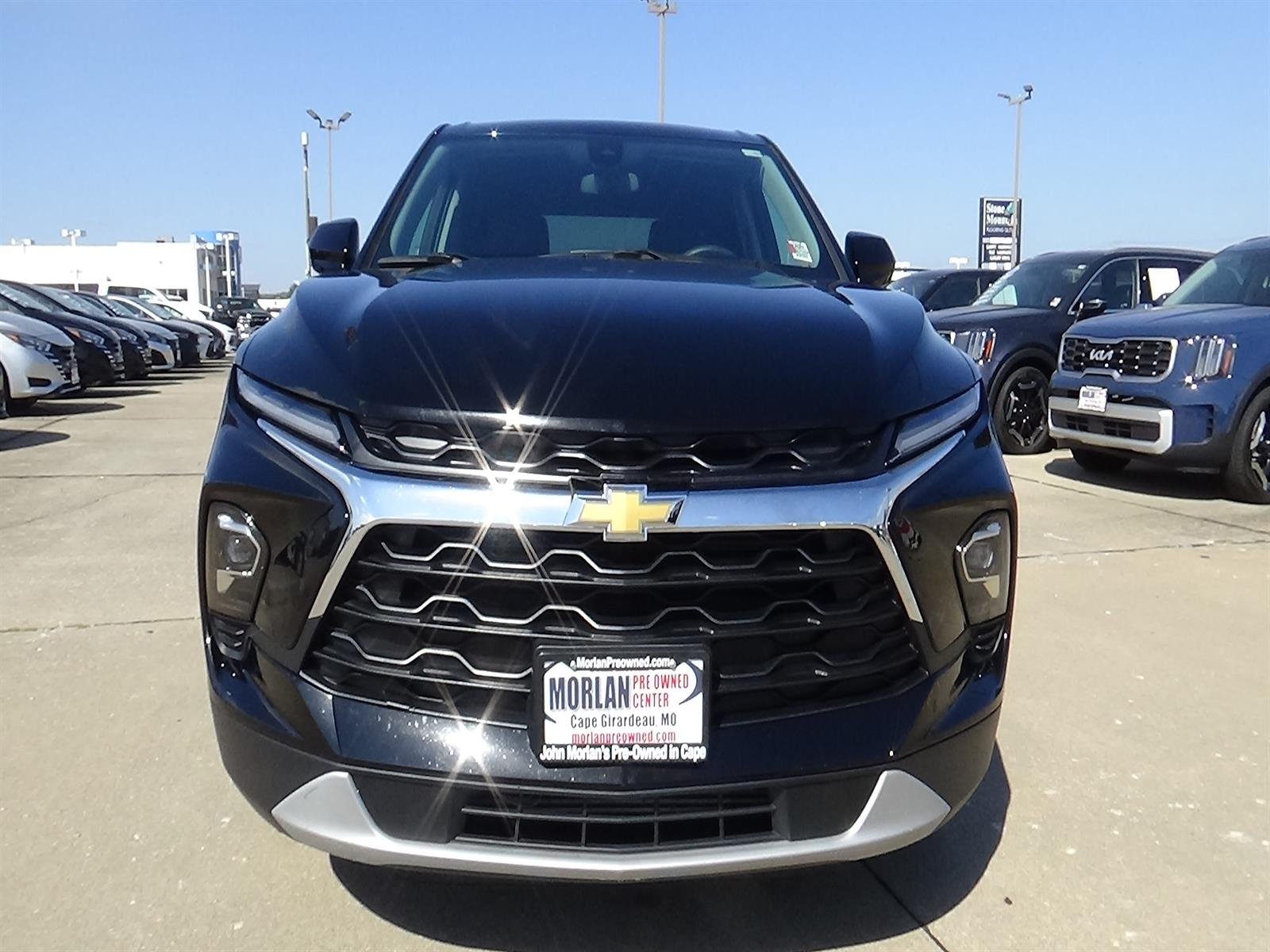 Used 2025 Black (gba) Chevrolet LT image 3