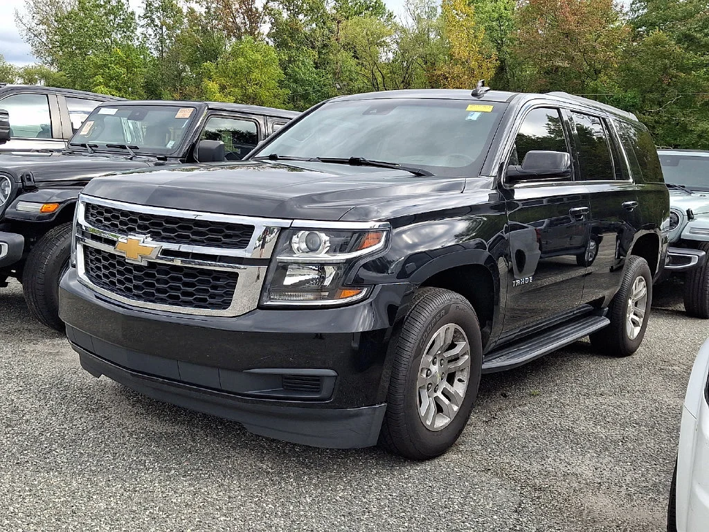 Used 2019 Black Chevrolet LT image 4