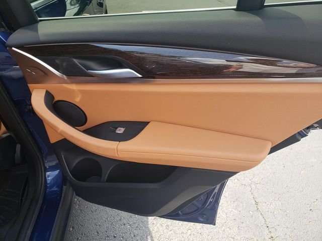 Used 2023 Blue Metallic BMW xDrive30i image 19