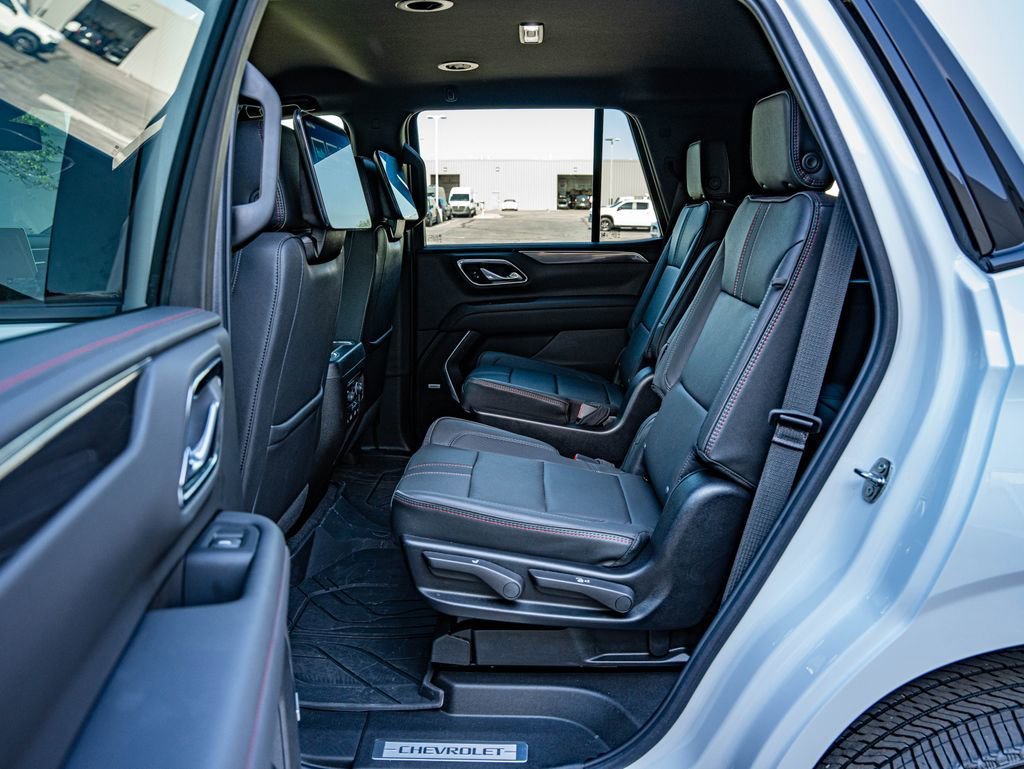 Used 2024 Summit White Chevrolet RST image 33