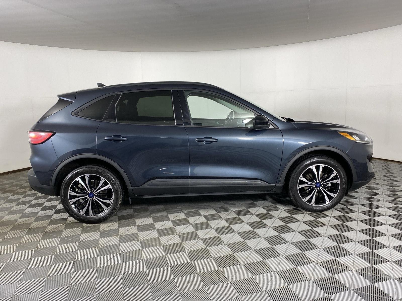 Used 2022 Stone Blue Metallic Ford SEL image 11