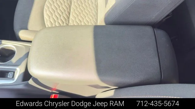 Used 2019 Silver Chevrolet LT image 19