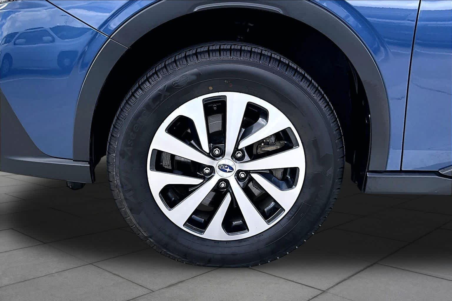 Used 2020 Abyss Blue Pearl Subaru Premium image 10